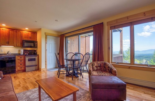 Rangeley Condo | South Branch Condo 19-1 - Saddleback Mountain Ski in Ski out condo