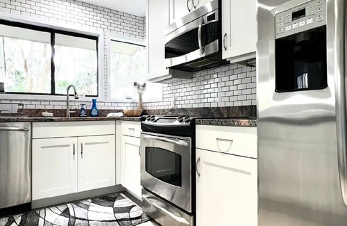 Moss Creek House | South Carolina Golf/Tennis/Pools/Marina/Beaches