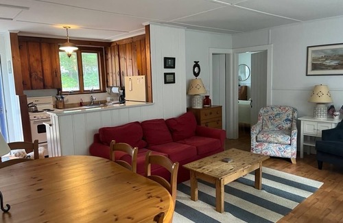 South Chatham House | South Chatham, Ma. 02659. Seasonal Cottage, Walk to Pleasant Street Beach