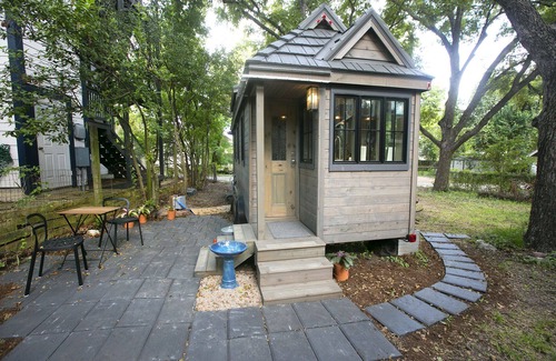 Bouldin House | South Congress Tiny House Jewel!