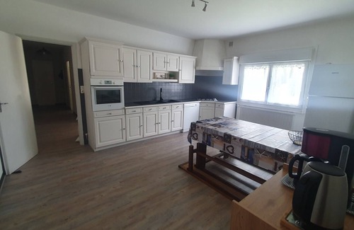 Aytre House | South-facing private garden - Quiet town house