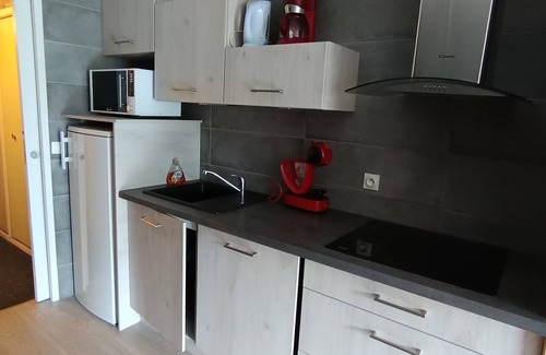 Montgenevre Apartment | South-facing studio with balcony, 200m from slopes and shops, pets allowed