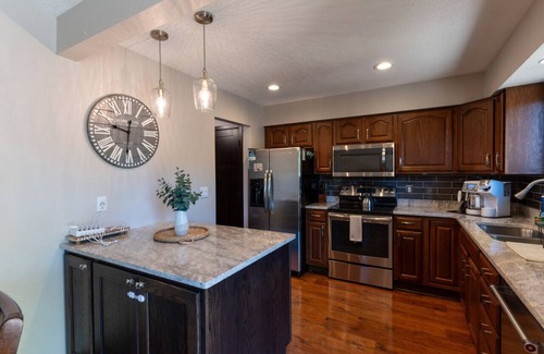 Fargo House | South Fargo River House