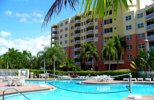 Weston Condo | South Florida in February