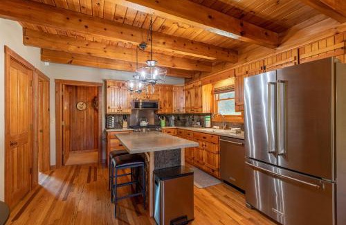 Fleetwood House | South Fork Cabin