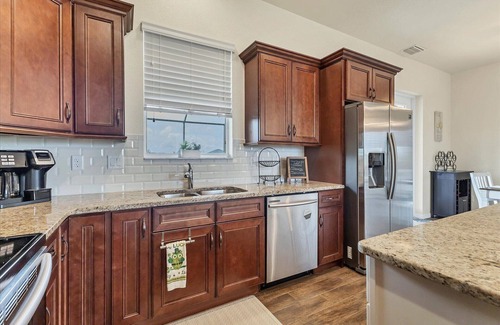 South Gulf Cove House | South Gulf Cove 3 Bedroom Canal Pool Home