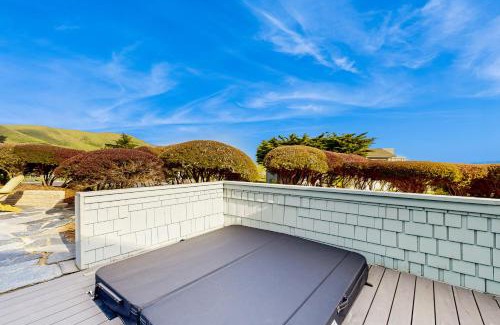 Bodega Bay House | South Harbor Serenity