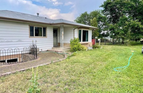 Orchard Homes House | South House - Family Friendly Farm House