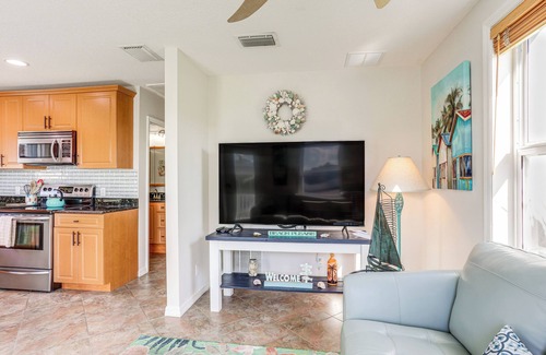 Hutchinson Island South Cottage | South Hutchinson Island Cottage w/Beach Access!