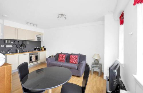 Brompton & Hans Town Apartment | South Kensington Studio