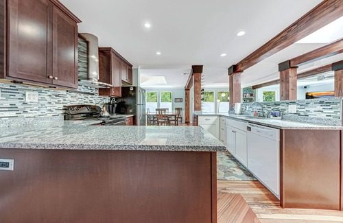 Knoxville Apartment | South Knoxville Loft Minutes From Neyland