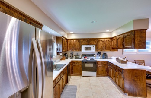 Tahoe Island House | South Lake Tahoe Home ~ 2 Mi to the Lake!