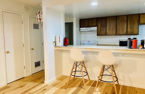 Al Tahoe Apartment | South Lake Tahoe lake front 2 bedroom apartment