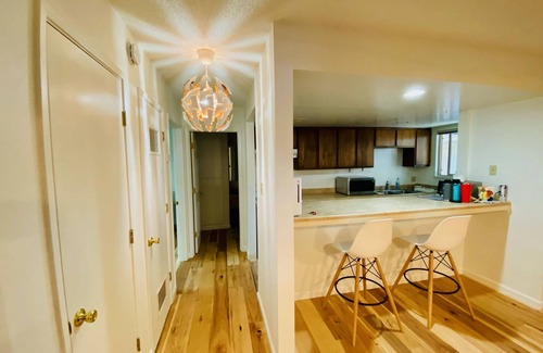 Al Tahoe Apartment | South Lake Tahoe lake front 2 bedroom apartment