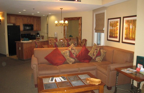 Tahoe Village Condo | SOUTH LAKE TAHOE CHRISTMAS GETAWAY SUNDAY DECEMBER 22 -29 2024!