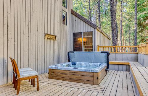 Black Butte Ranch House | South Meadow 194
