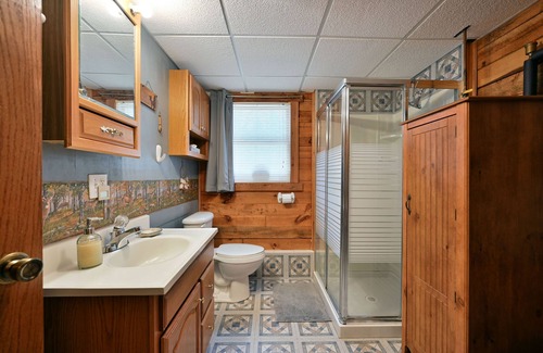 Cable Cabin | South Ridge Retreat near Mt. Telemark