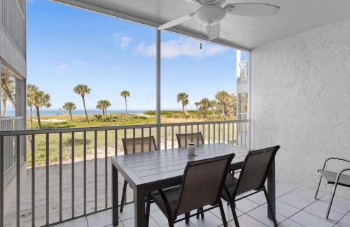 Captiva House | South Seas Beach Villa 2614 - Deluxe Beachfront Residence