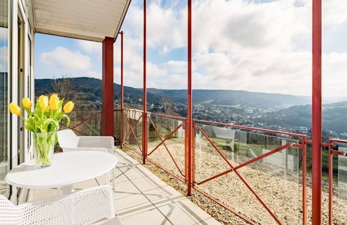 Bollendorf-Pont House | South side with balcony, with panoramic view from 12 nights - Waldhotel Sonnenberg