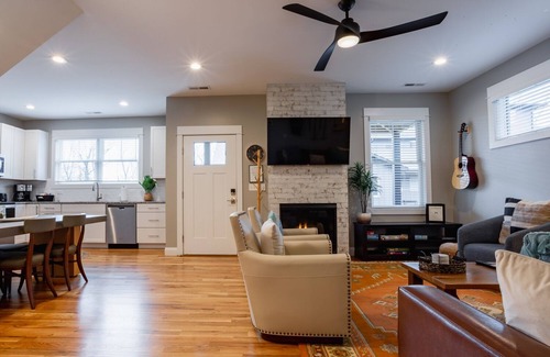 Woodfin Villa | Southbound | Asheville Villa Just Minutes from Downtown with Hot Tub