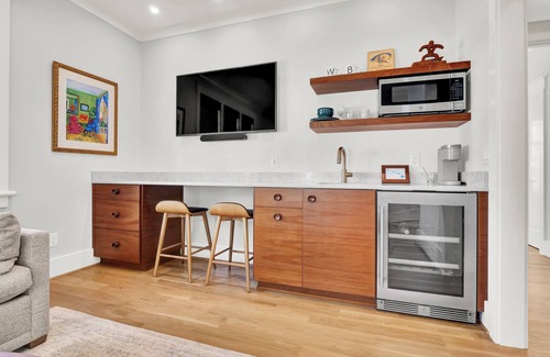 Wilmington Apartment | Southend Serenity - perfect for a romantic getaway or solo retreat.