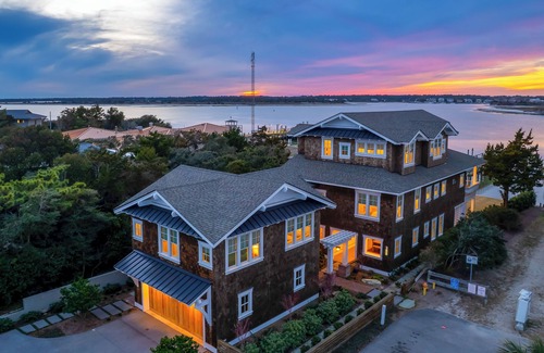 Wilmington Apartment | Southend Serenity - perfect for a romantic getaway or solo retreat.