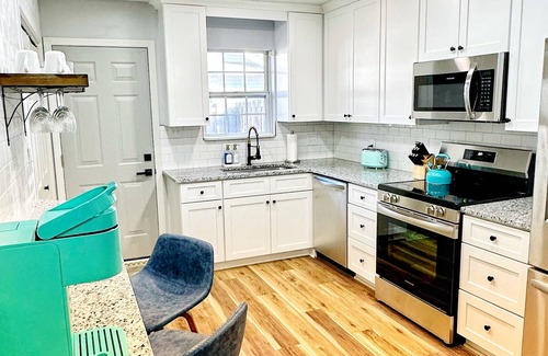 Murrells Inlet House | Southern Charm Oasis - 2BR, 2BA with Garage + Trailer space