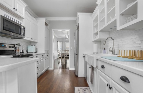 Murfreesboro House | Southern Comfort Getaway Murfreesboro-Sleeps 10