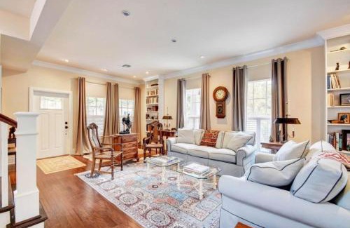 Grandview Heights Villa | Southern Comfort Great Location! Villa