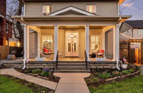 Historic Waverly House | Southern Elegance-Private Hot Tub-Walk to 12 S