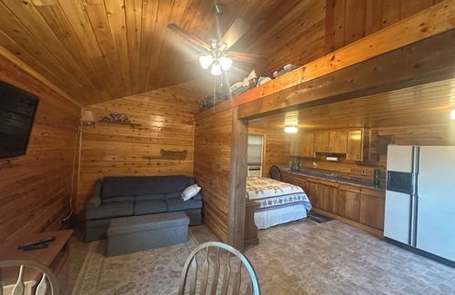 Sheridan Cabin | Southern Exposure Lakefront Retreat - 250 ft of private shorefront. Zone 6