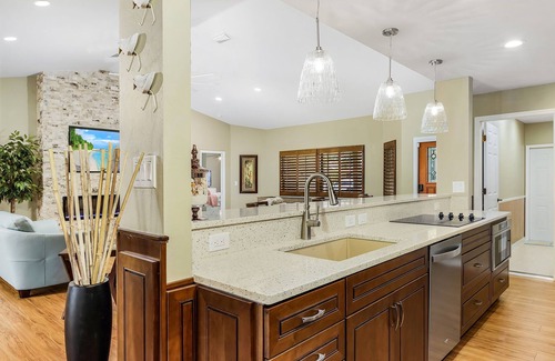 Fort Myers House | Southern Exposure with a Heated Pool/Spa, Standup Arcade on a Gulf Access Canal