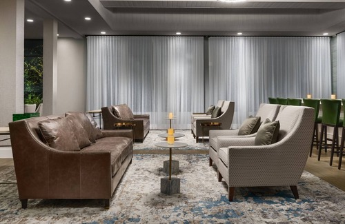Yamacraw Village Apartment | Southern Hospitality with Modern Sensibilities