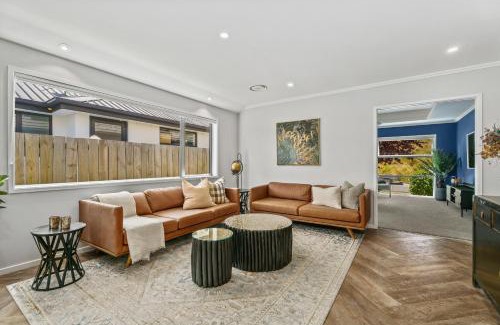 Lower Shotover House | Southern Lakes Escape - Queenstown Holiday home