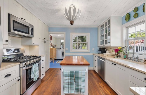 Demere Park House | Southern Living at the Beach Classic Cottage w/Pool & Walkability