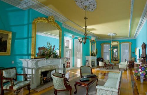 Cape May Bed & Breakfast | Southern Mansion