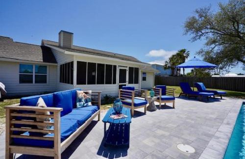 Port St. Joe House | Southern Mermaid Cottage- Pet Friendly Fenced