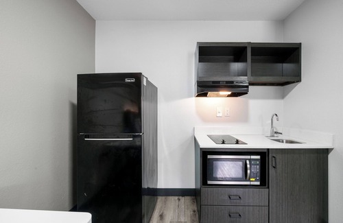 Cartersville Hotel | Southern Suites Cartersville
