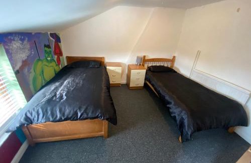 King's Lynn House | Southgate Lodge - Single/Twin, Double and Family rooms