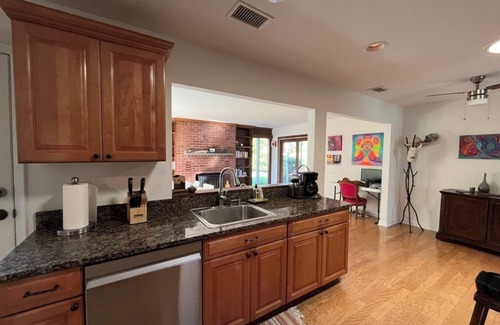 Southold House | Southold retreat- Indoor/outdoor living near immaculate beaches & wineriesnnnn