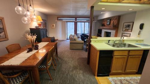 Harbor Springs House | Southridge #2
