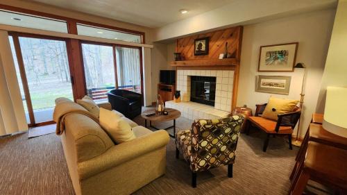 Harbor Springs House | Southridge #2