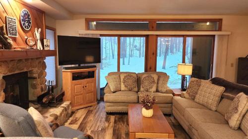 Harbor Springs House | Southridge #9 - Ski-in/ski-out at base of Nub's Nob