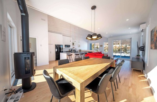 Beaupre Ski Chalet | Spa and Mountain View - World Cup