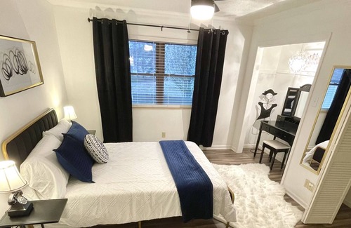 Hot Springs Condo | Spa City Speakeasy - Hot Springs, AR - Off Central Ave