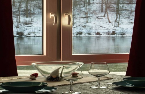 Guentersberge Apartment | Spacious Lakeview Getaway