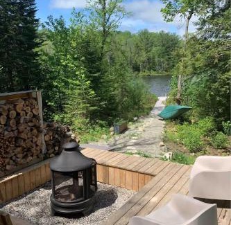 Sainte-Emelie-de-L'Energie Ski Chalet | Spa & Lake Access - Cariboo
