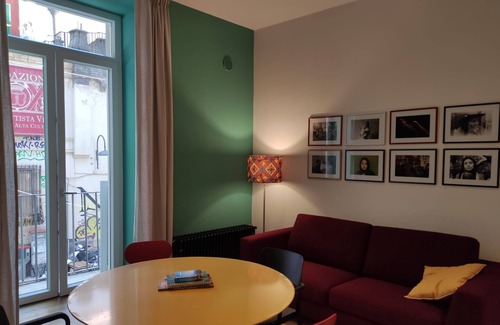 Naples City Centre Apartment | Spaccanapoli home short lets.