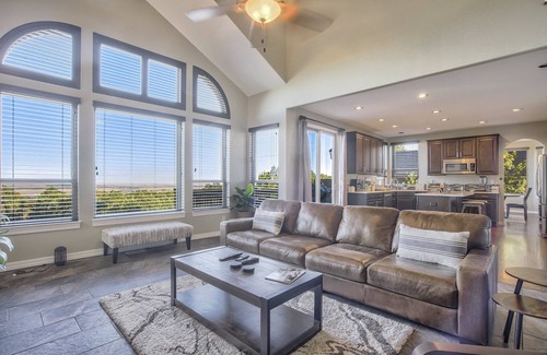 Southwest Colorado Springs House | Space Command