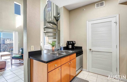 West Campus Apartment | Space for 8 Near Downtown! Easy Walk to UT Campus